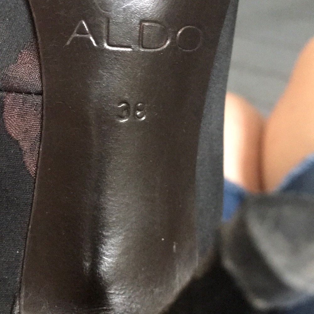 Heels - Picture 6 of 8